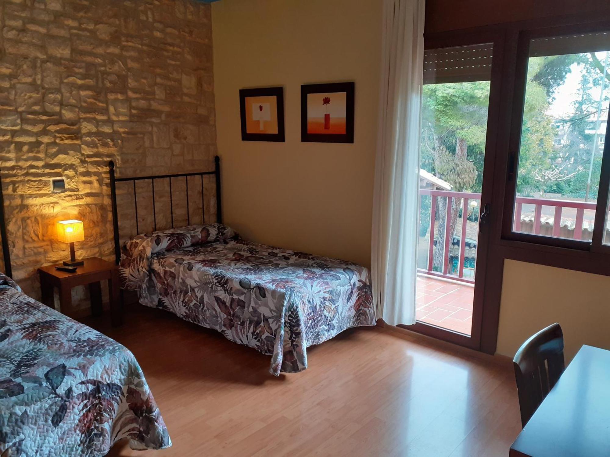 Hostal Del Senglar Espluga de Francolí Exterior foto