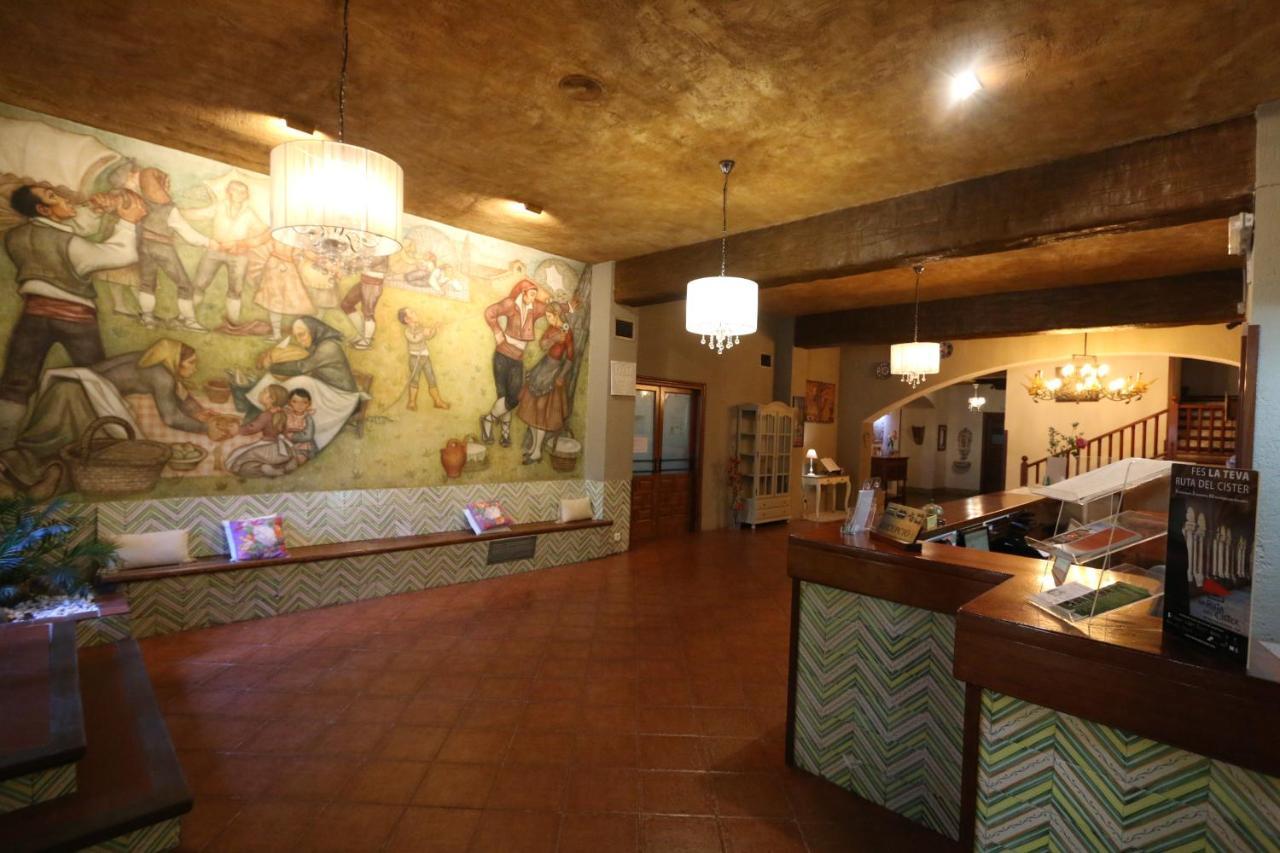 Hostal Del Senglar Espluga de Francolí Exterior foto